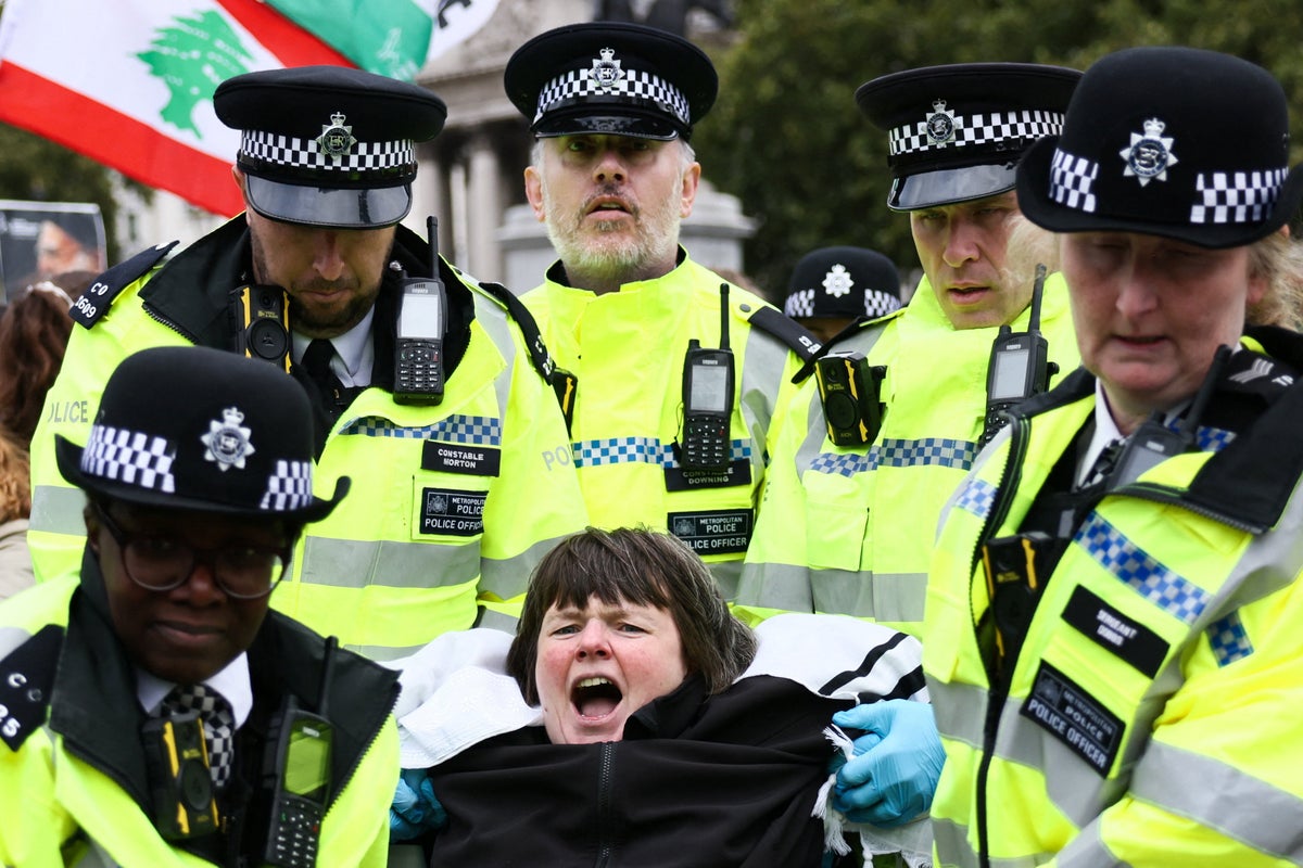 Human rights watchdog says UK ‘risks over-policing’ Palestine Action protests in warning to home secretary